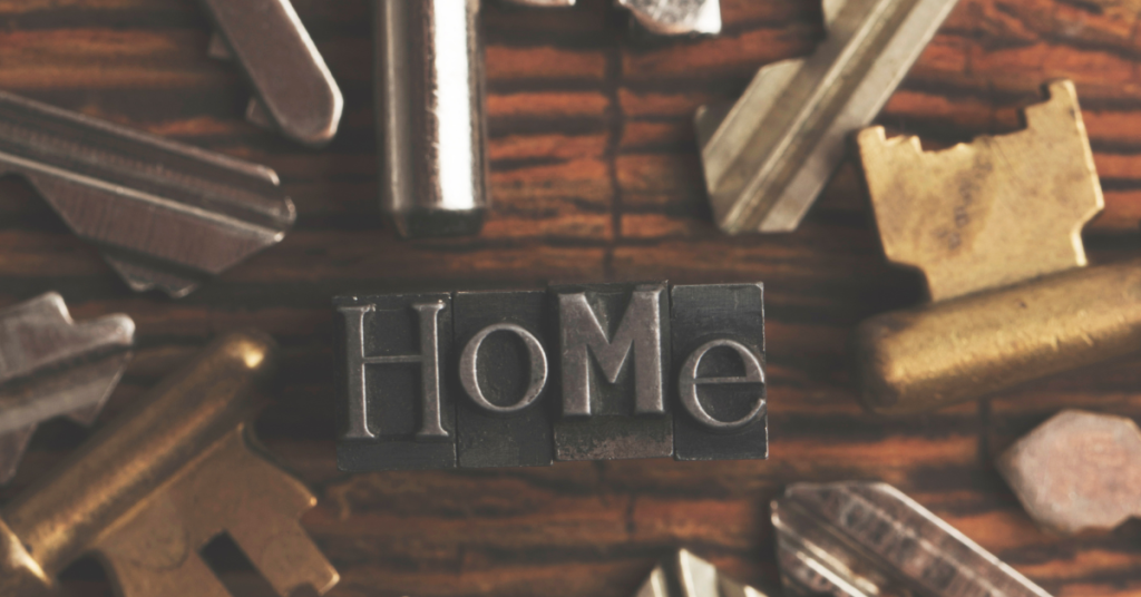 How Can Blind Screens Improve Your Home's Privacy and Aesthetics?